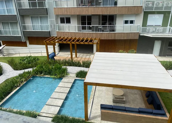 Apartamento Em Condominio Clube Frente A Praia Do Campeche